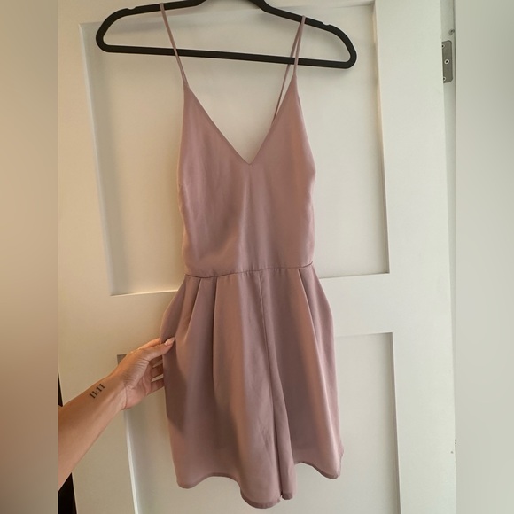 Flowy Backless Romper with Pockets - Picture 1 of 2